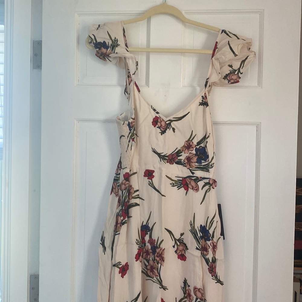 lulus size medium dress off white with flowers